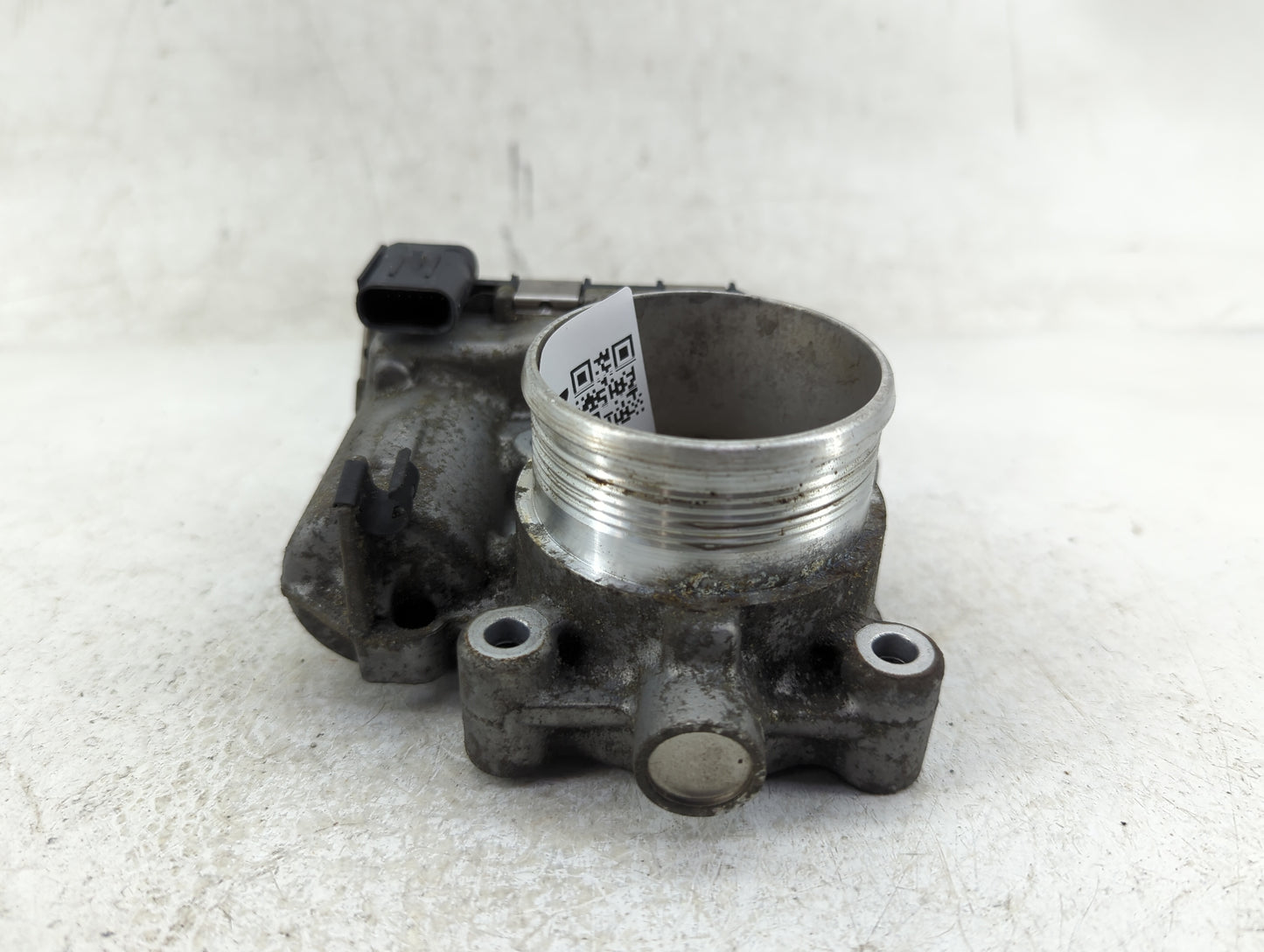 2014-2018 Ford Focus Throttle Body P/N:DS7E-9F991-BB Fits Fits 2014 2015 2016 2017 2018 2019 2020 2021 2022 OEM Used Auto Pa