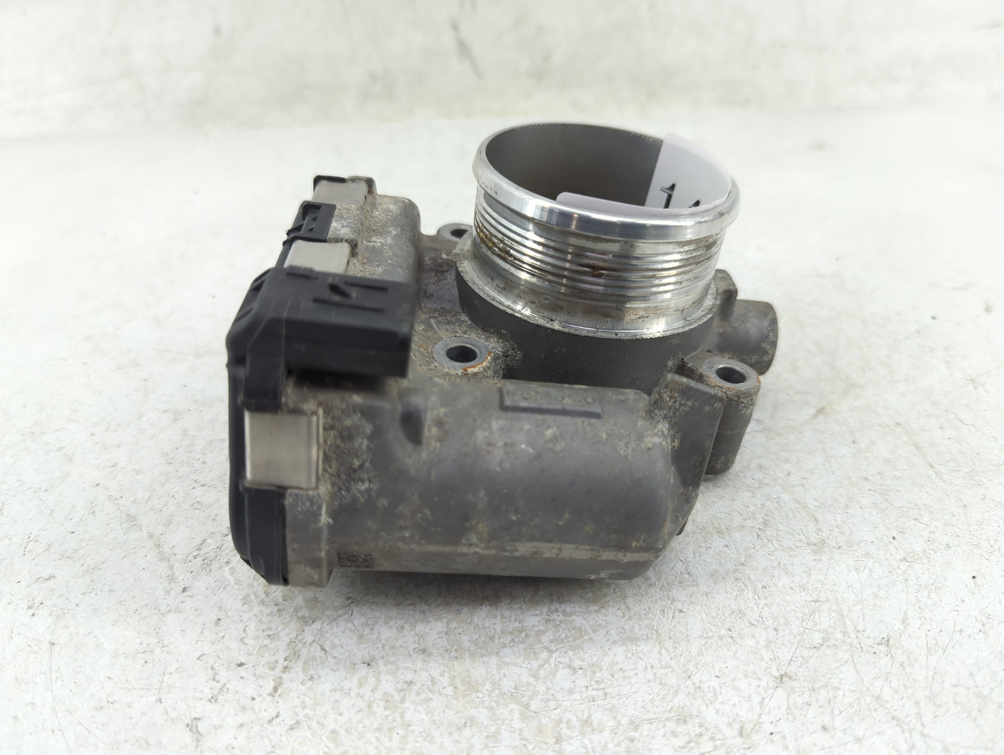 2014-2018 Ford Focus Throttle Body P/N:DS7E-9F991-BB Fits Fits 2014 2015 2016 2017 2018 2019 2020 2021 2022 OEM Used Auto Pa