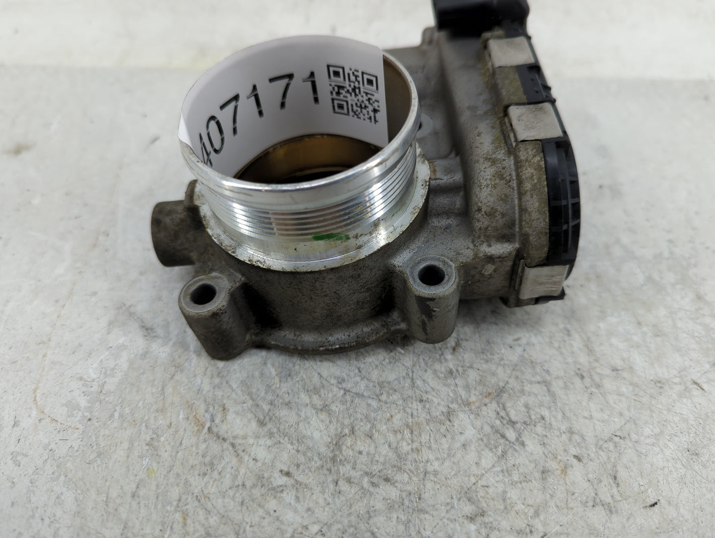 2014-2018 Ford Focus Throttle Body P/N:DS7E-9F991-BB Fits Fits 2014 2015 2016 2017 2018 2019 2020 2021 2022 OEM Used Auto Pa