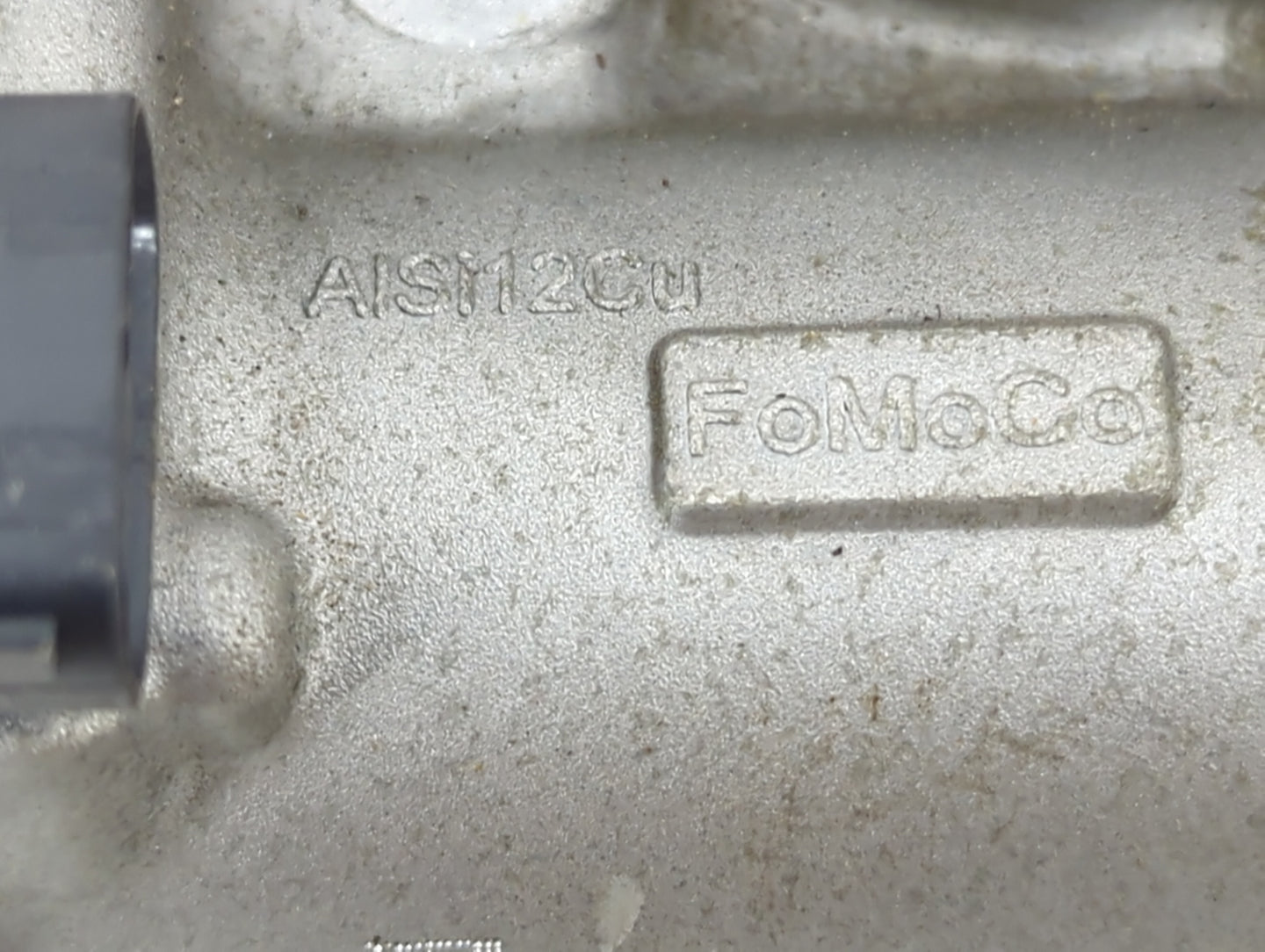 2014-2018 Ford Focus Throttle Body P/N:DS7E-9F991-BB Fits Fits 2014 2015 2016 2017 2018 2019 2020 2021 2022 OEM Used Auto Pa