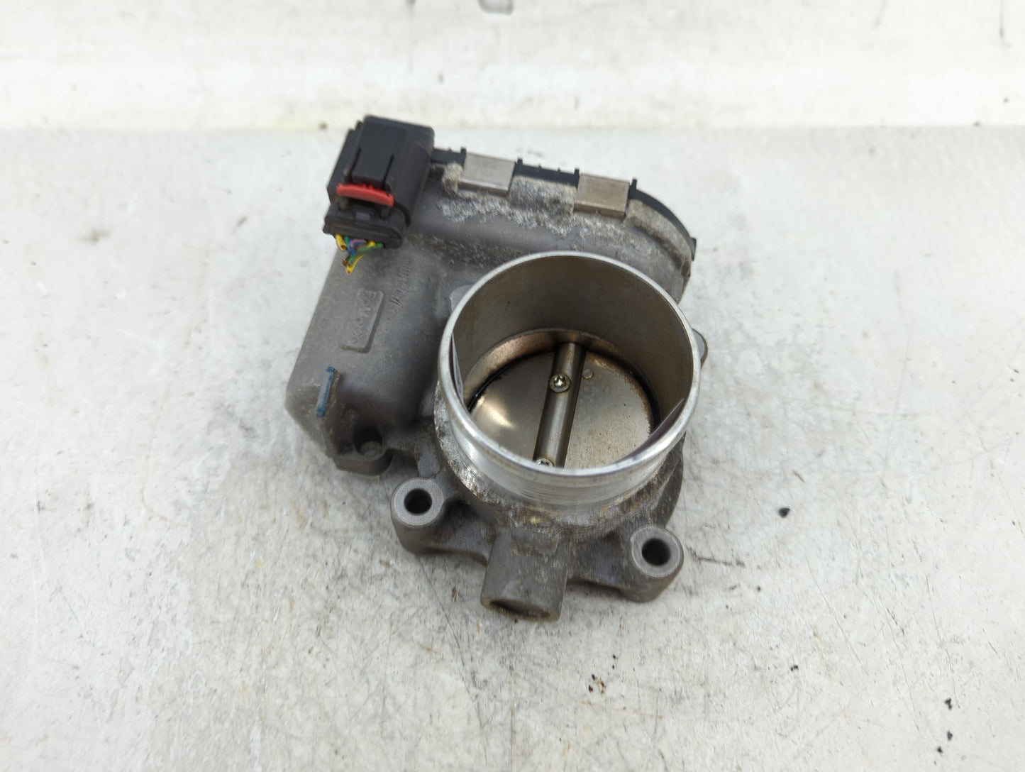 2014-2018 Ford Focus Throttle Body P/N:DS7E-9F991-BB Fits Fits 2014 2015 2016 2017 2018 2019 2020 2021 2022 OEM Used Auto Pa