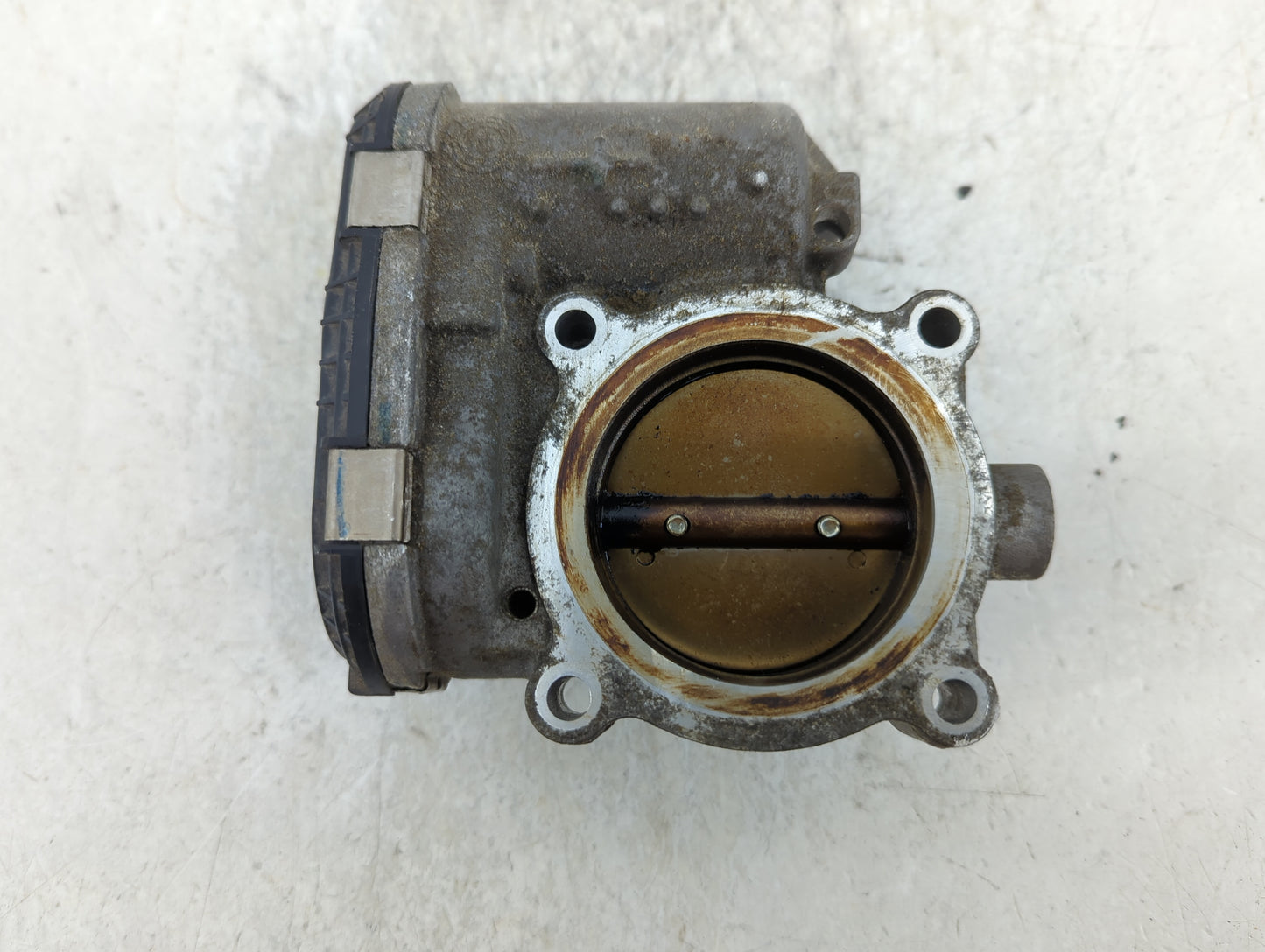 2014-2018 Ford Focus Throttle Body P/N:DS7E-9F991-BB Fits Fits 2014 2015 2016 2017 2018 2019 2020 2021 2022 OEM Used Auto Pa