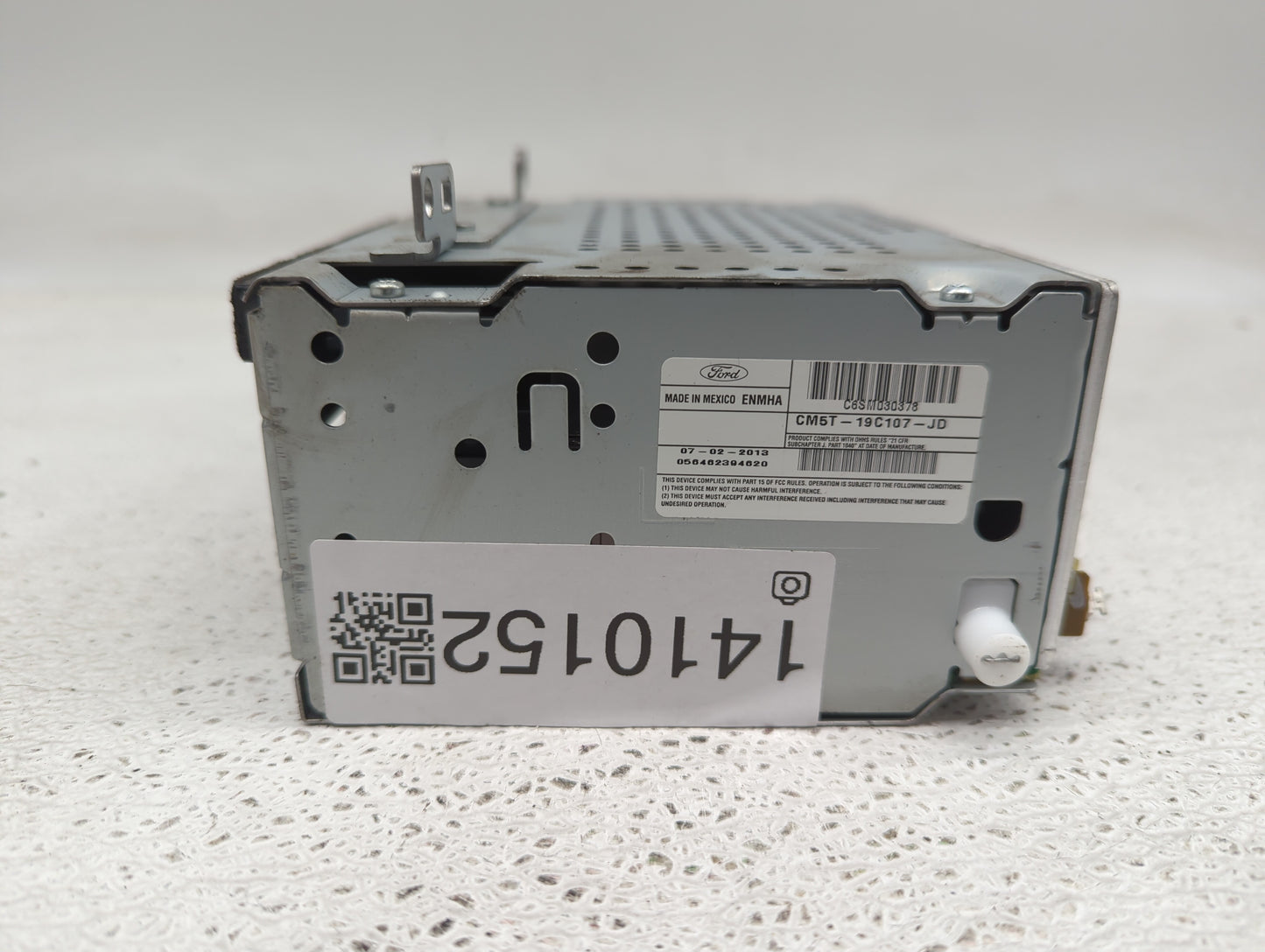 2012-2014 Ford Focus Radio AM FM Cd Player Receiver Replacement P/N:CM5T-19C107-JD Fits Fits 2012 2013 2014 OEM Used Auto Pa