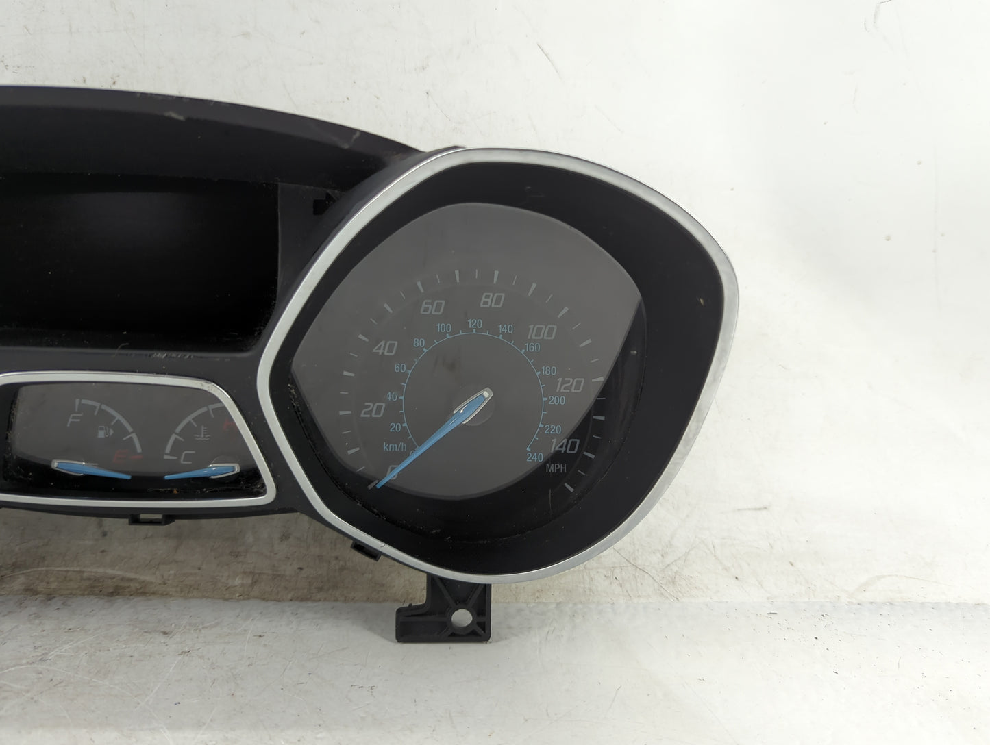 2013-2014 Ford Focus Instrument Cluster Speedometer Gauges P/N:CM5T-10849-CTG Fits Fits 2013 2014 OEM Used Auto Parts - Oemu