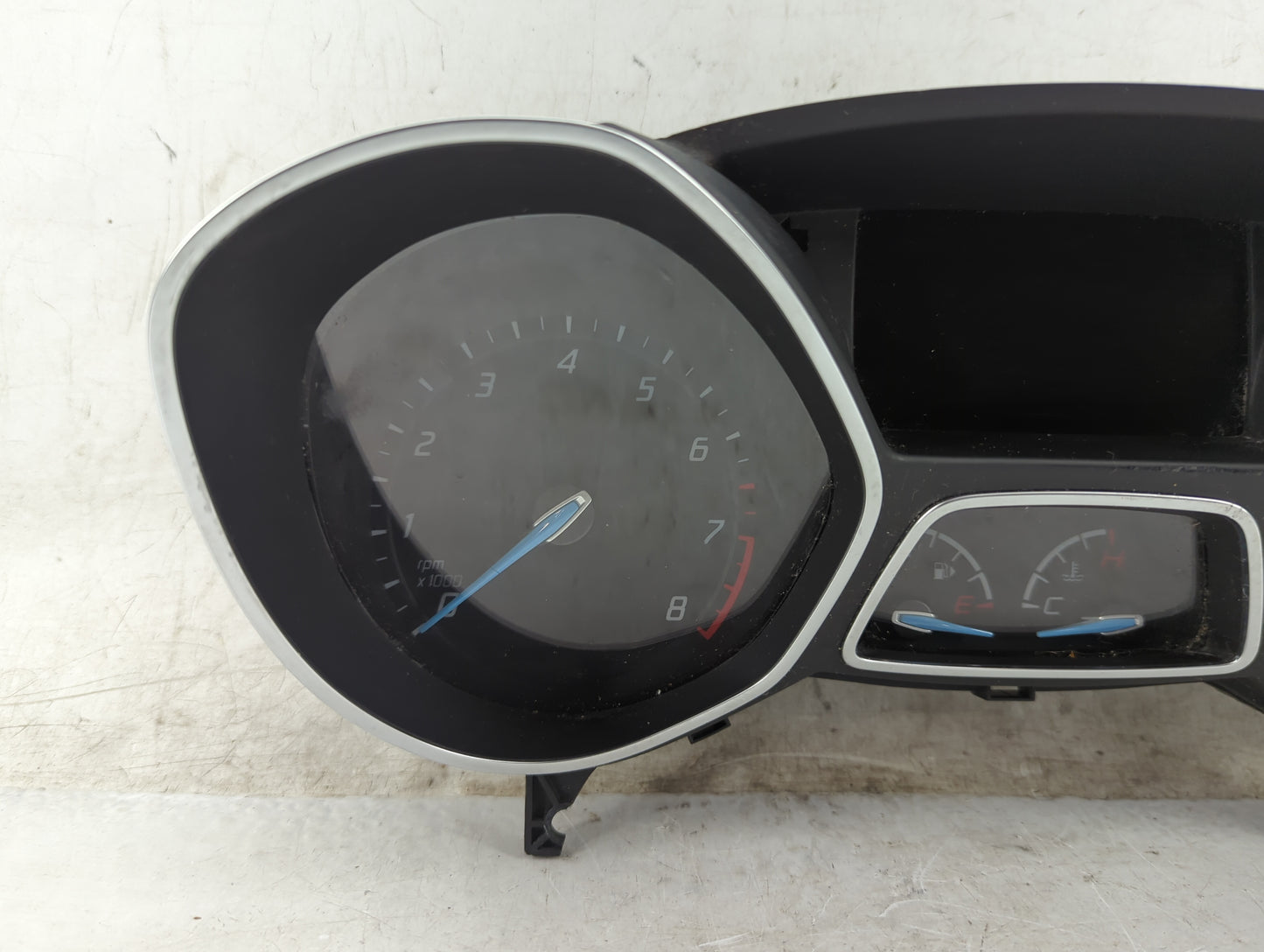 2013-2014 Ford Focus Instrument Cluster Speedometer Gauges P/N:CM5T-10849-CTG Fits Fits 2013 2014 OEM Used Auto Parts - Oemu
