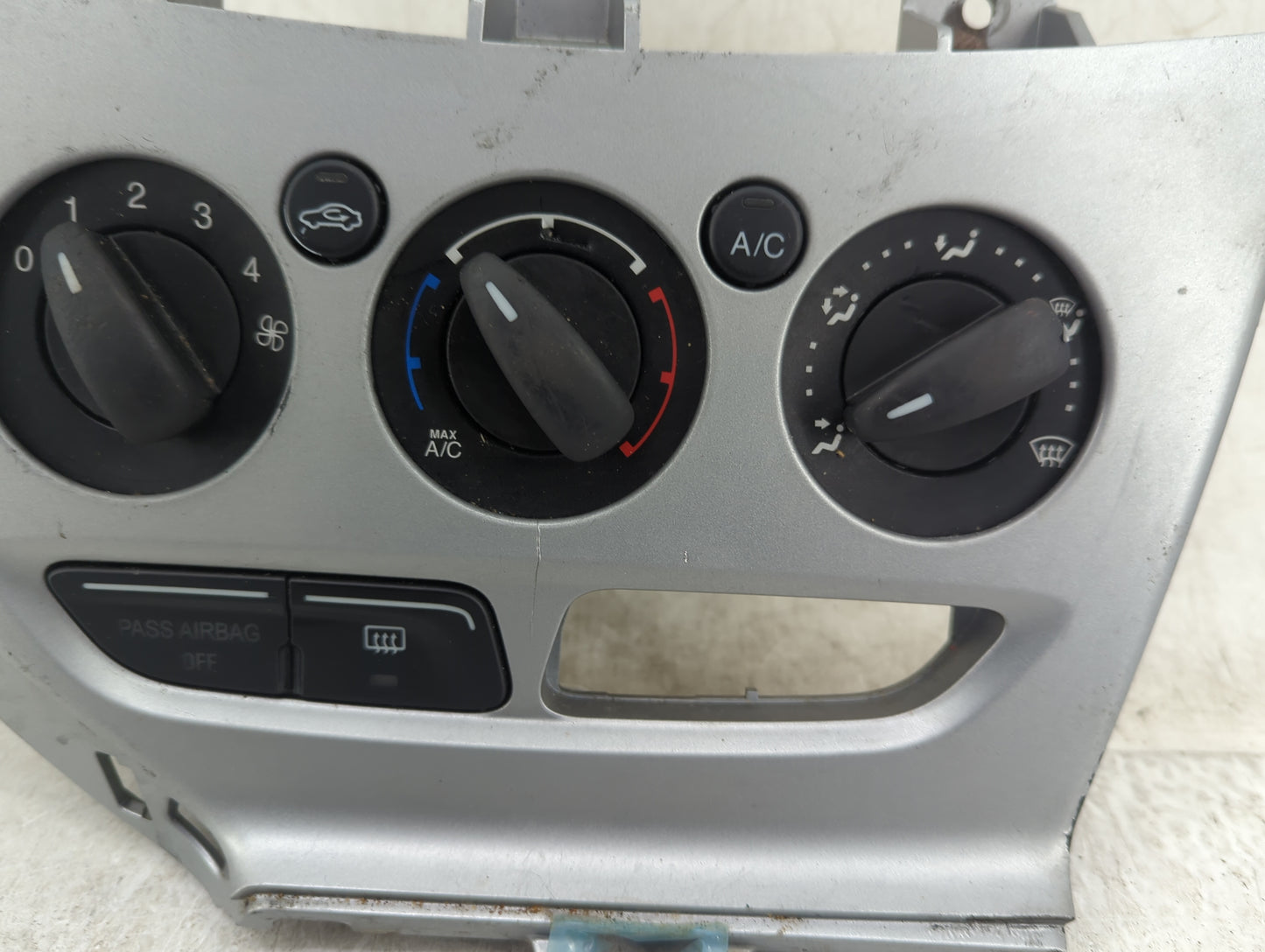 2013-2014 Ford Focus Climate Control Module Temperature AC/Heater Replacement Fits Fits 2013 2014 OEM Used Auto Parts - Oemu