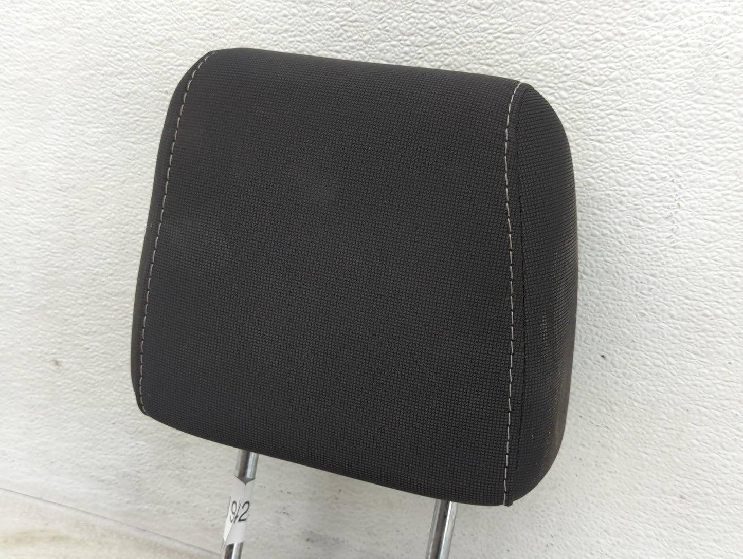 2013-2014 Ford Focus Headrest Head Rest Rear Seat Fits Fits 2013 2014 OEM Used Auto Parts - Oemusedautoparts1.com