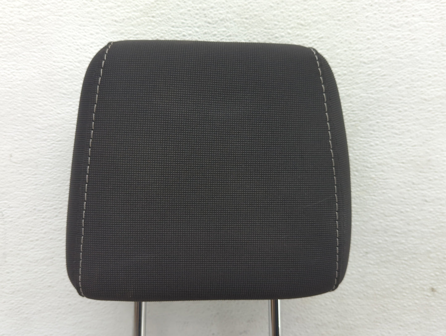 2013-2014 Ford Focus Headrest Head Rest Rear Seat Fits Fits 2013 2014 OEM Used Auto Parts - Oemusedautoparts1.com