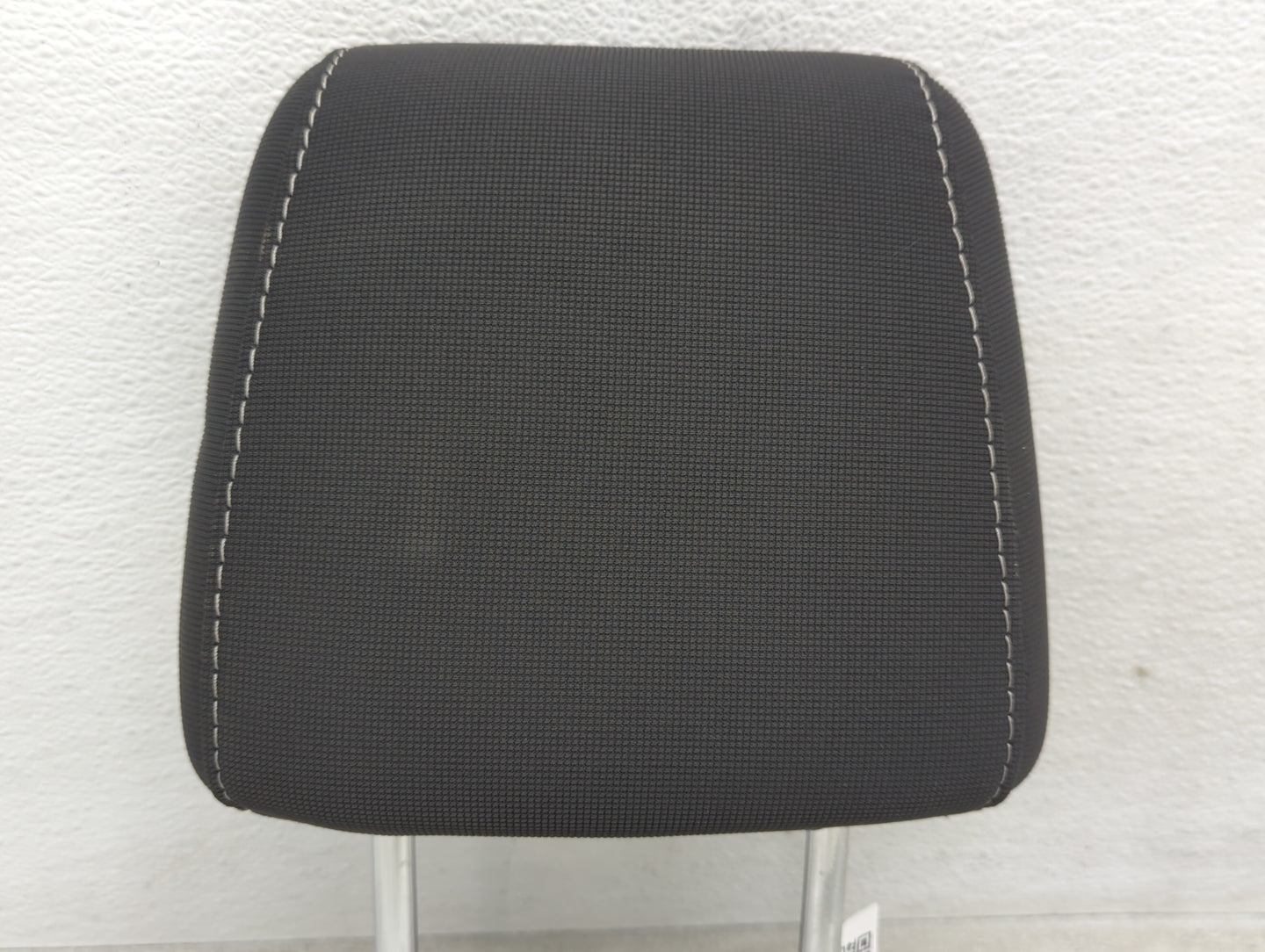 2013-2014 Ford Focus Headrest Head Rest Rear Seat Fits Fits 2013 2014 OEM Used Auto Parts - Oemusedautoparts1.com