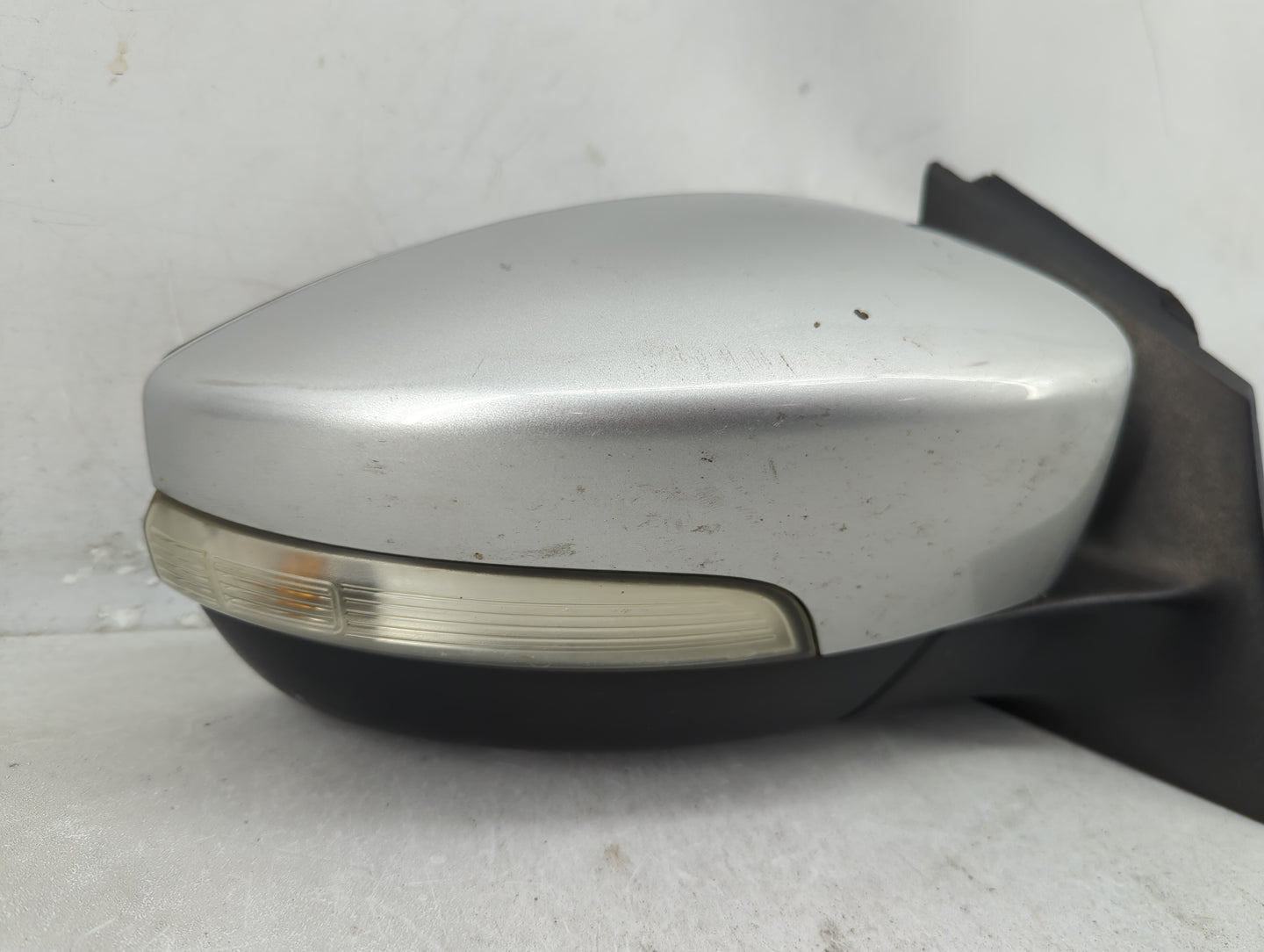 2012-2014 Ford Focus Passenger Side View Mirror - Right Door Mirror OEM Used - Oemusedautoparts1.com
