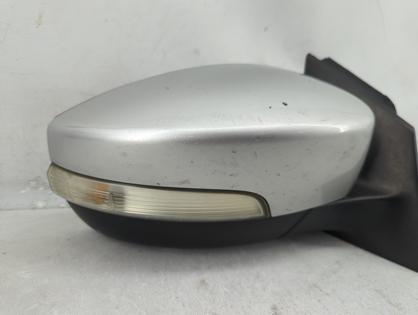 2012-2014 Ford Focus Passenger Side View Mirror - Right Door Mirror OEM Used - Oemusedautoparts1.com