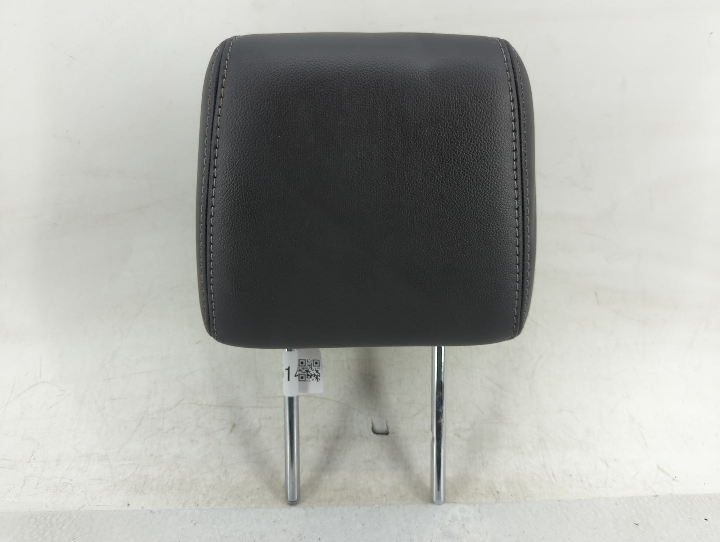 2014 Ford Focus Headrest Head Rest Rear Center Seat Fits OEM Used Auto Parts - Oemusedautoparts1.com