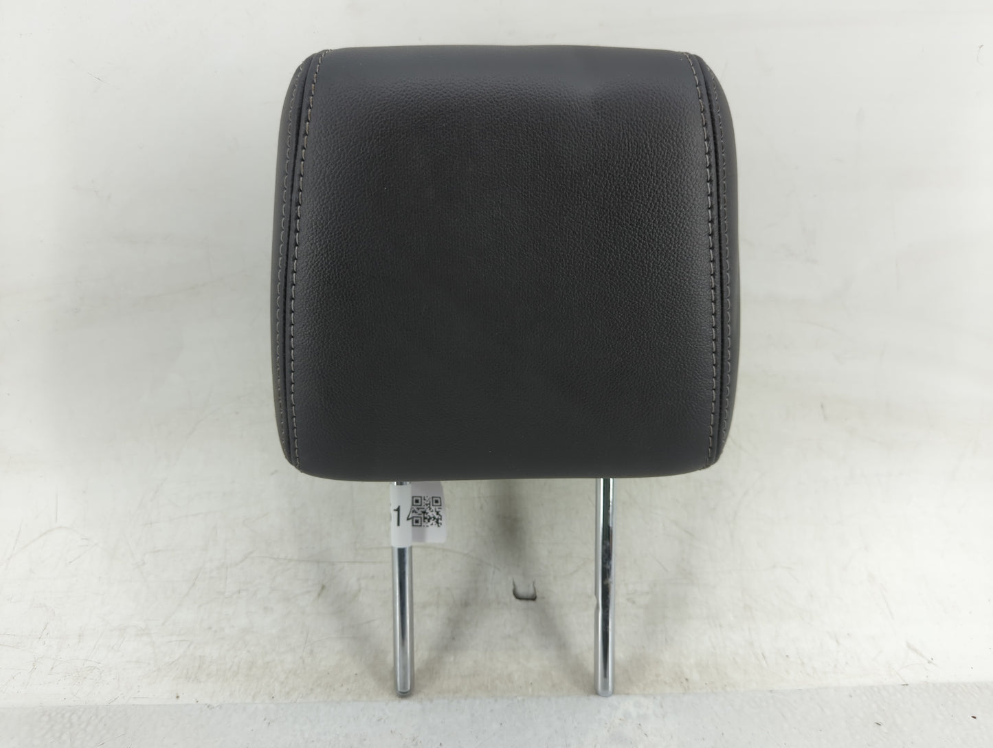 2014 Ford Focus Headrest Head Rest Rear Center Seat Fits OEM Used Auto Parts - Oemusedautoparts1.com