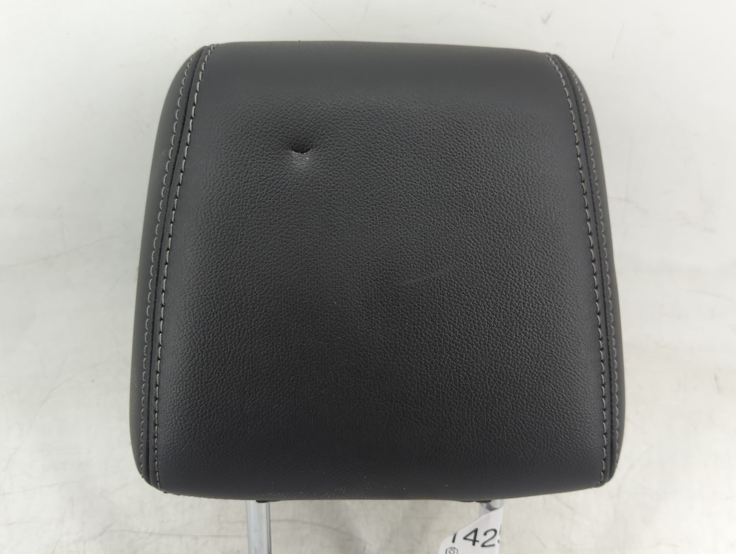 2014 Ford Focus Headrest Head Rest Rear Center Seat Fits OEM Used Auto Parts - Oemusedautoparts1.com
