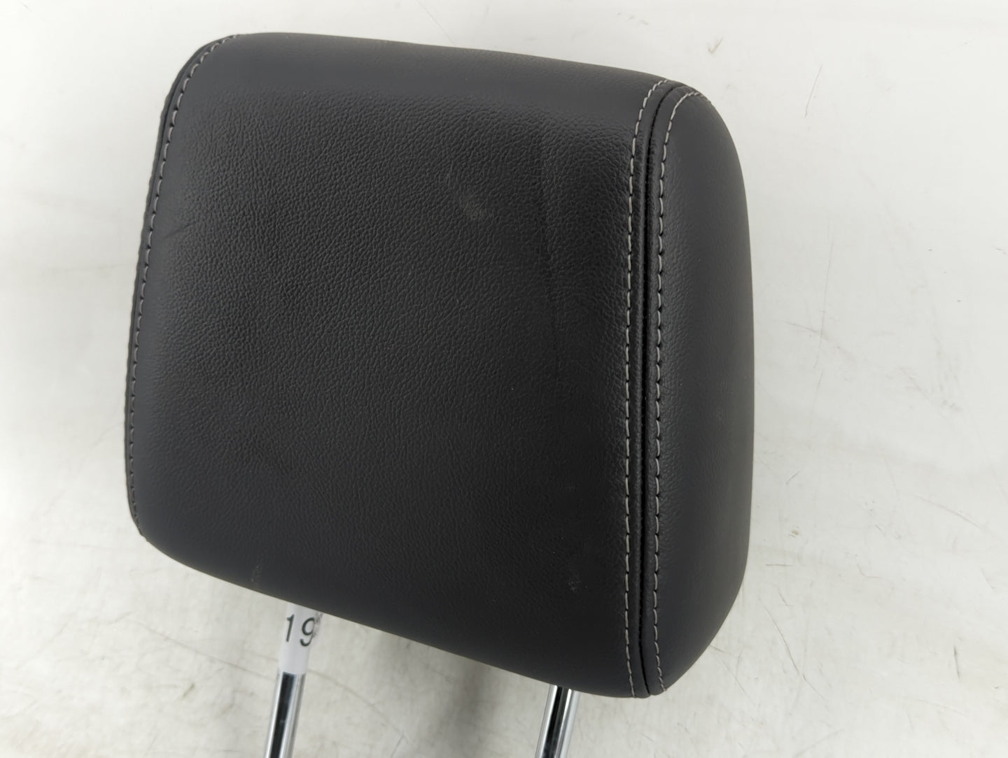 2014 Ford Focus Headrest Head Rest Rear Center Seat Fits OEM Used Auto Parts - Oemusedautoparts1.com