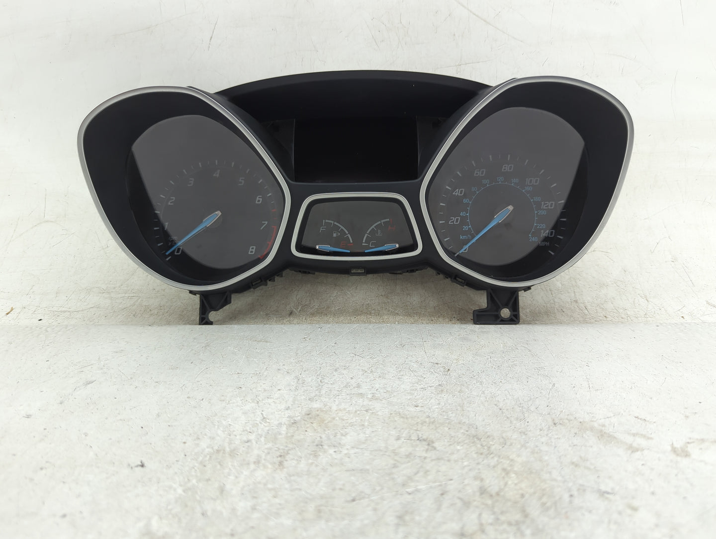 2014-2018 Ford Focus Instrument Cluster Speedometer Gauges P/N:CM5T-10849-CTC CM5T-14C026-BA Fits Fits 2014 2015 2016 2017 2