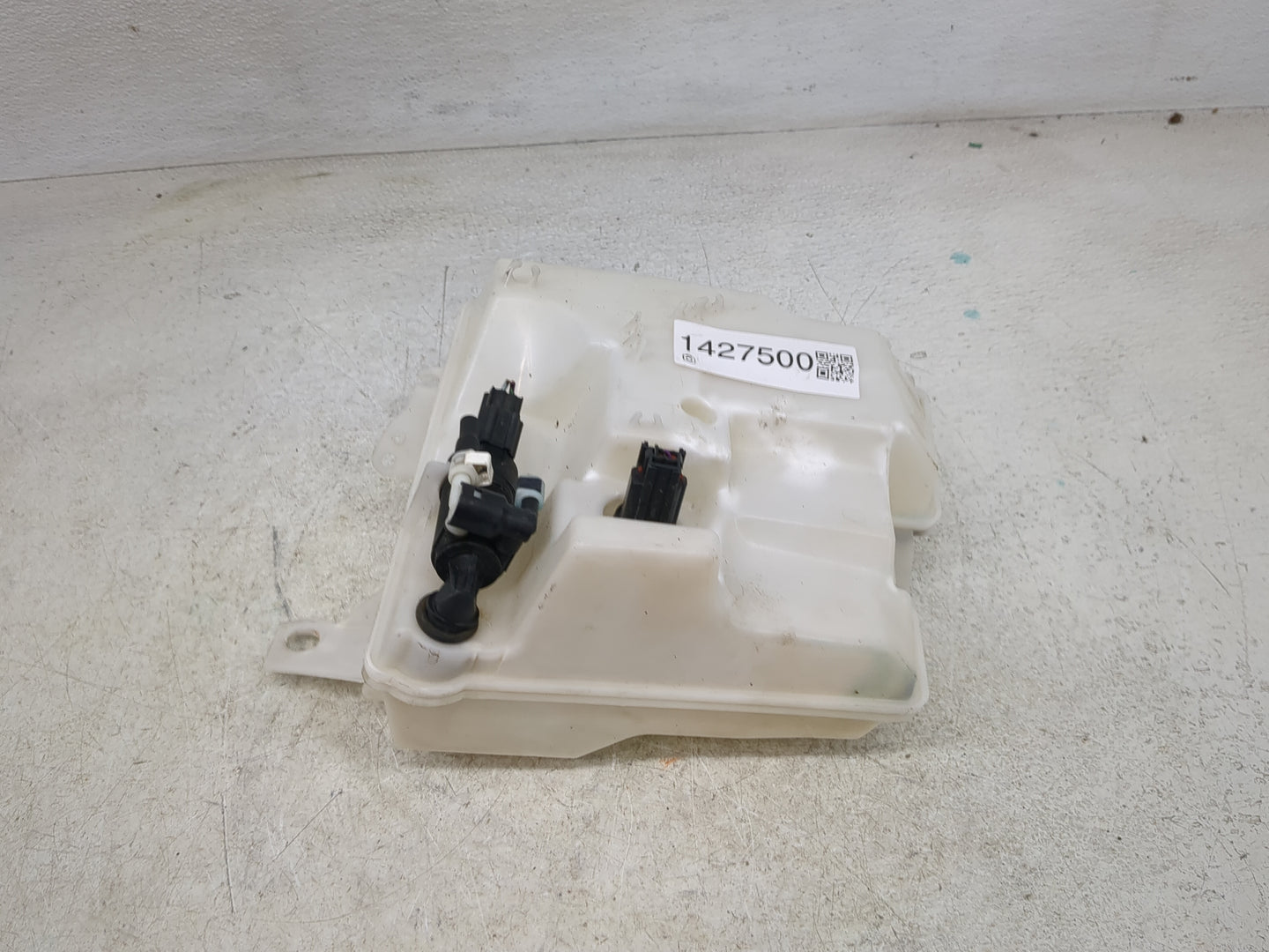 2012-2018 Ford Focus Windshield Washer Fluid Reservoir Bottle Oem 1427500 - Oemusedautoparts1.com