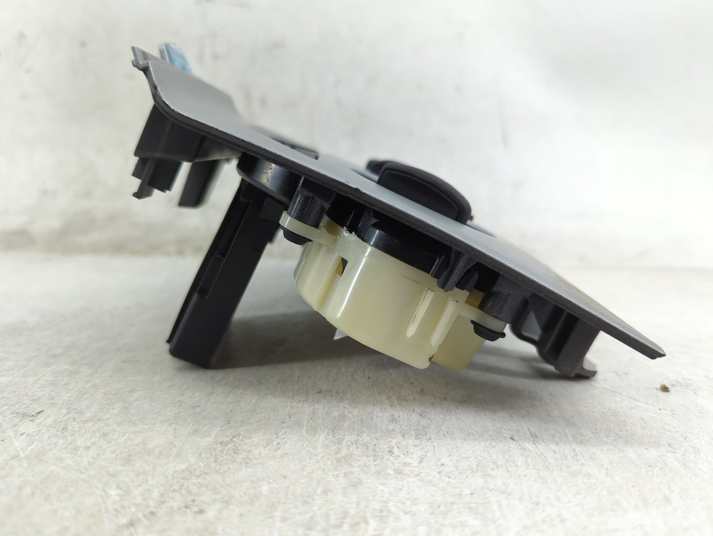 2013-2014 Ford Focus Climate Control Module Temperature AC/Heater Replacement P/N:CM5T-19980-AE Fits Fits 2013 2014 OEM Used