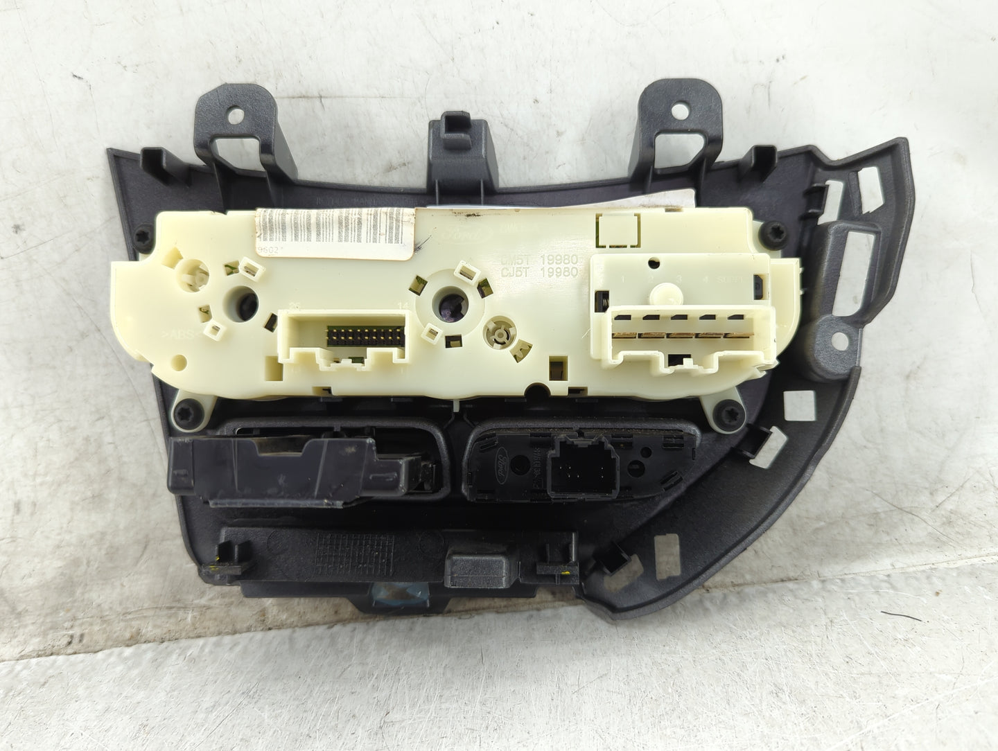 2013-2014 Ford Focus Climate Control Module Temperature AC/Heater Replacement P/N:E1062773 CM5T-19980-AE Fits Fits 2013 2014