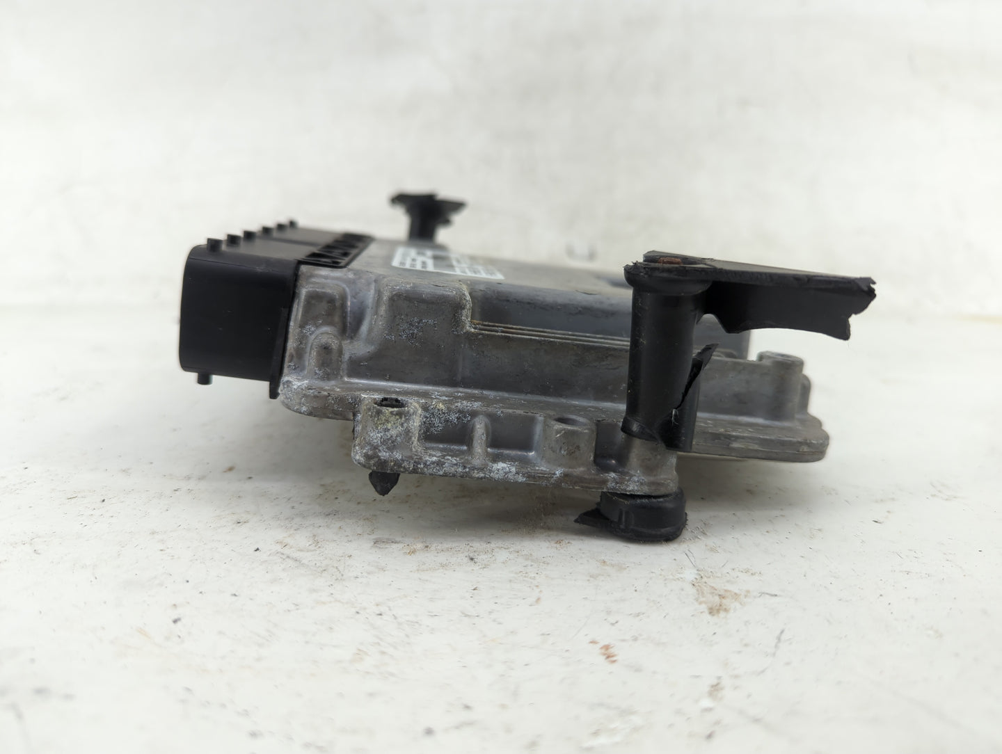 2014 Ford Focus PCM Engine Control Computer ECU ECM PCU OEM P/N:EM5A-LA Fits OEM Used Auto Parts - Oemusedautoparts1.com