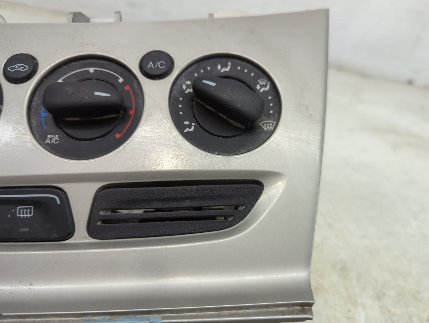 2014 Ford Focus Climate Control Module Temperature AC/Heater Replacement P/N:CM5T-14101821-1091 E1062773 Fits OEM Used Auto 