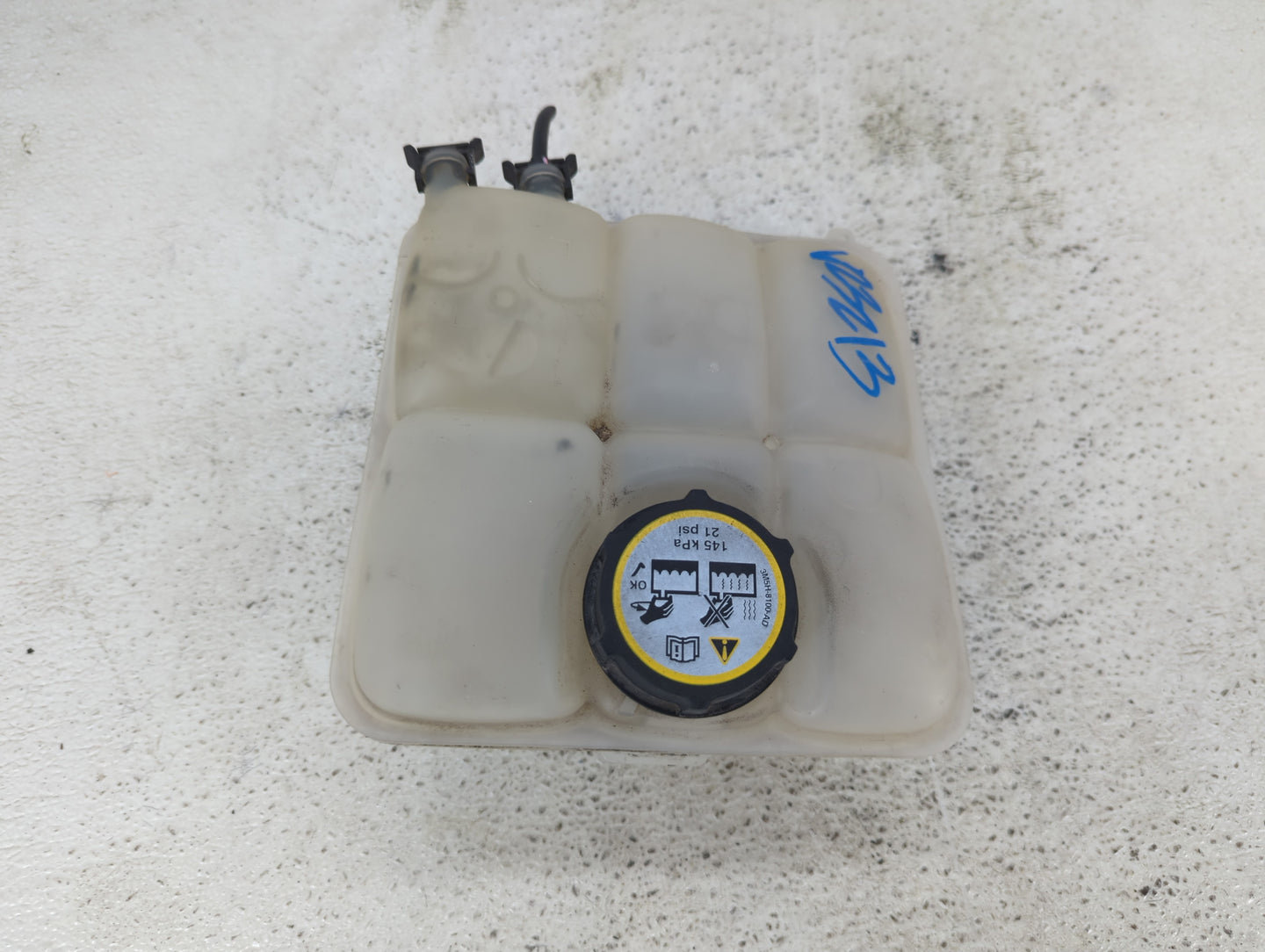 2012-2018 Ford Focus Radiator Coolant Overflow Expansion Tank Bottle 1432108 - Oemusedautoparts1.com