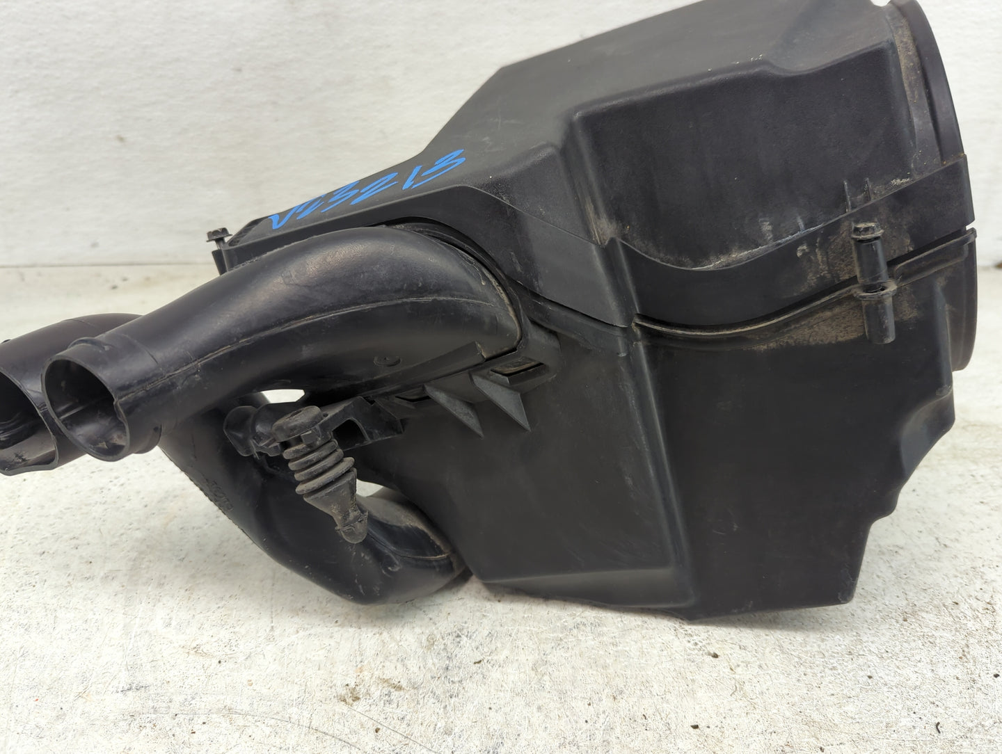 2012-2018 Ford Focus Air Cleaner Intake-duct Hose Tube - Oemusedautoparts1.com