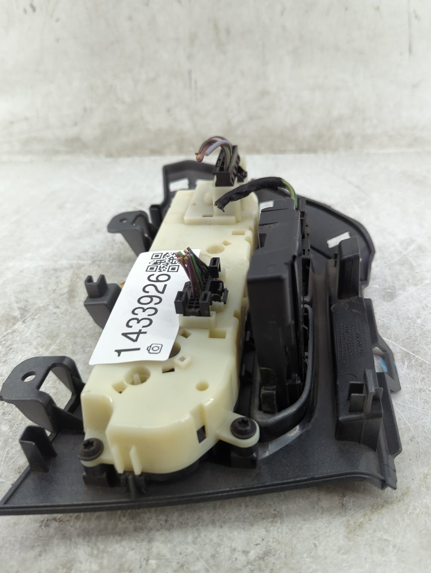 2013-2014 Ford Focus Climate Control Module Temperature AC/Heater Replacement P/N:CM5T-14082521-0706 E1062773 Fits Fits 2013