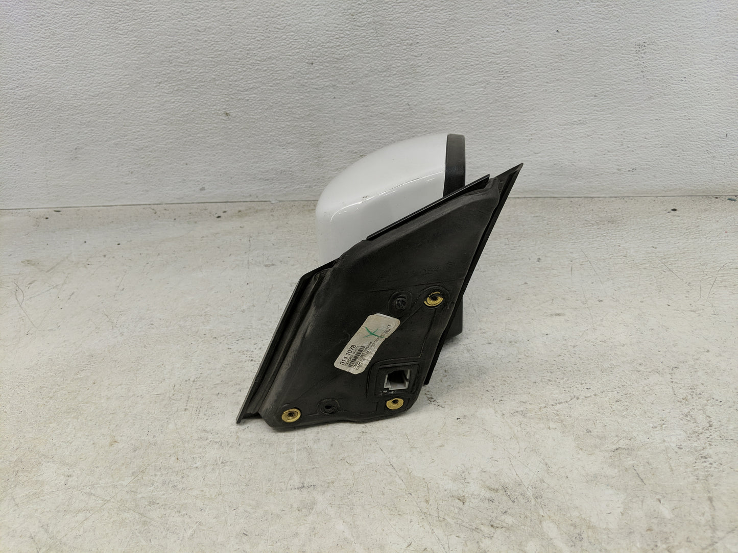 2012-2014 Ford Focus Passenger Side View Mirror - Right Door Mirror OEM Used - Oemusedautoparts1.com