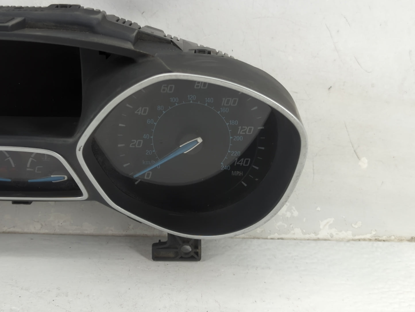 2013-2014 Ford Focus Instrument Cluster Speedometer Gauges P/N:CM5T-10849-CTG BM5T-14C226-BE, BM5T-14C026-BCB Fits Fits 2013