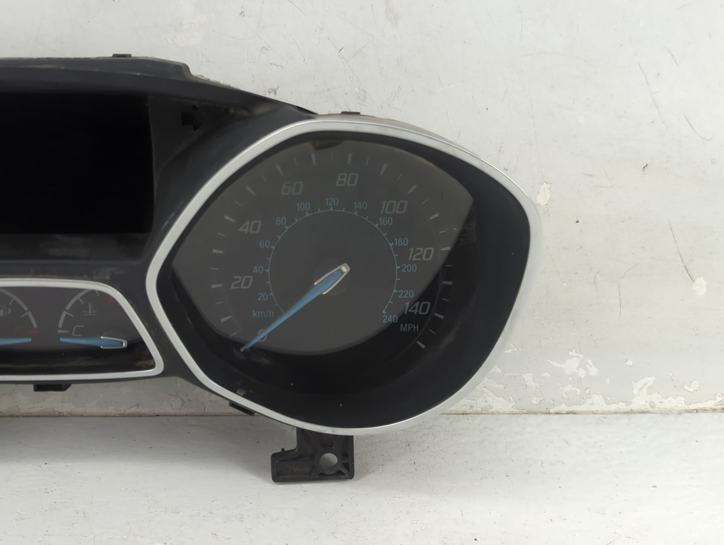 2013-2014 Ford Focus Instrument Cluster Speedometer Gauges P/N:CM5T-10849-CTG CM5T-10849-CT6 Fits Fits 2013 2014 OEM Used Au