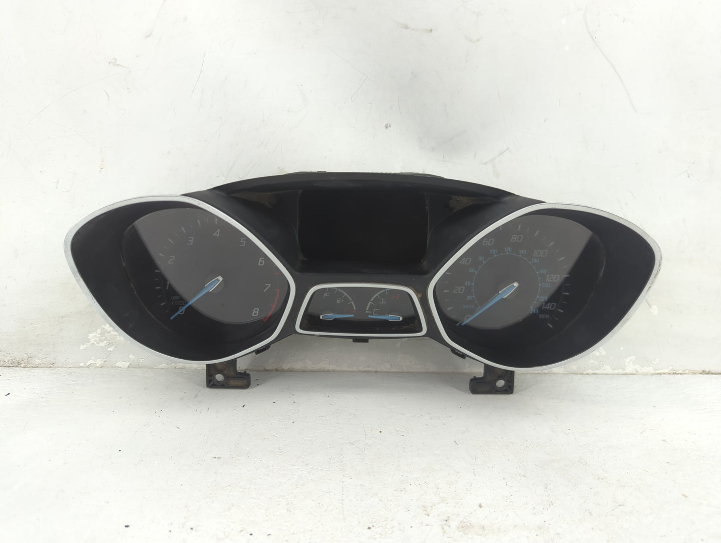 2013-2014 Ford Focus Instrument Cluster Speedometer Gauges P/N:CM5T-10849-CTG 2534210 Fits Fits 2013 2014 OEM Used Auto Part