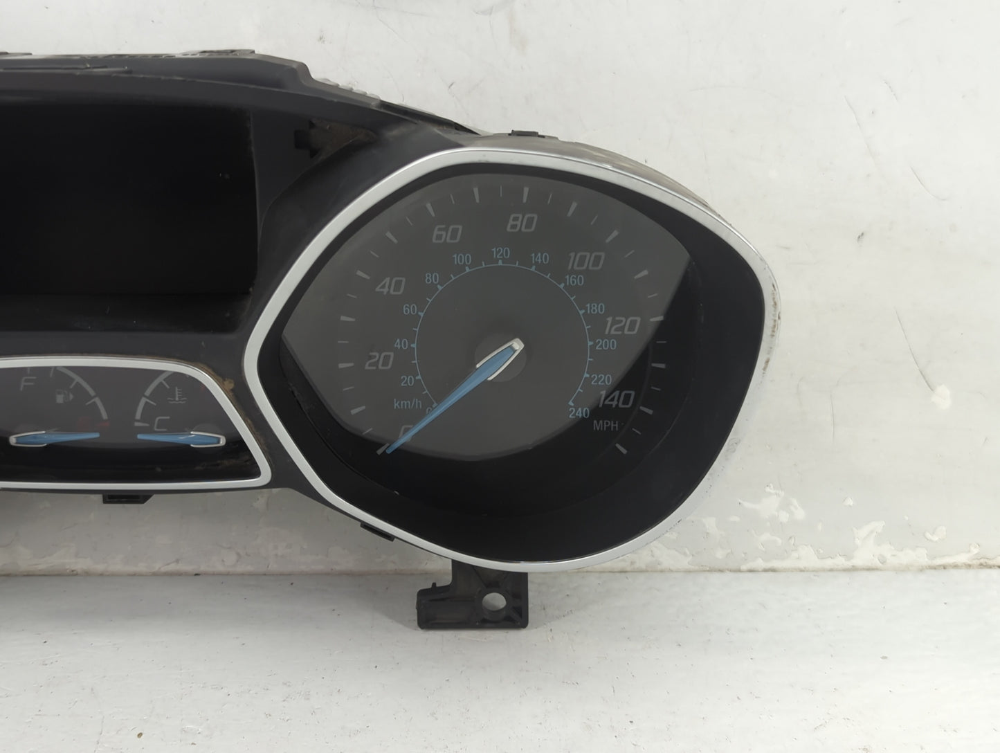 2013-2014 Ford Focus Instrument Cluster Speedometer Gauges P/N:CM5T-10849-CTG 2534210 Fits Fits 2013 2014 OEM Used Auto Part