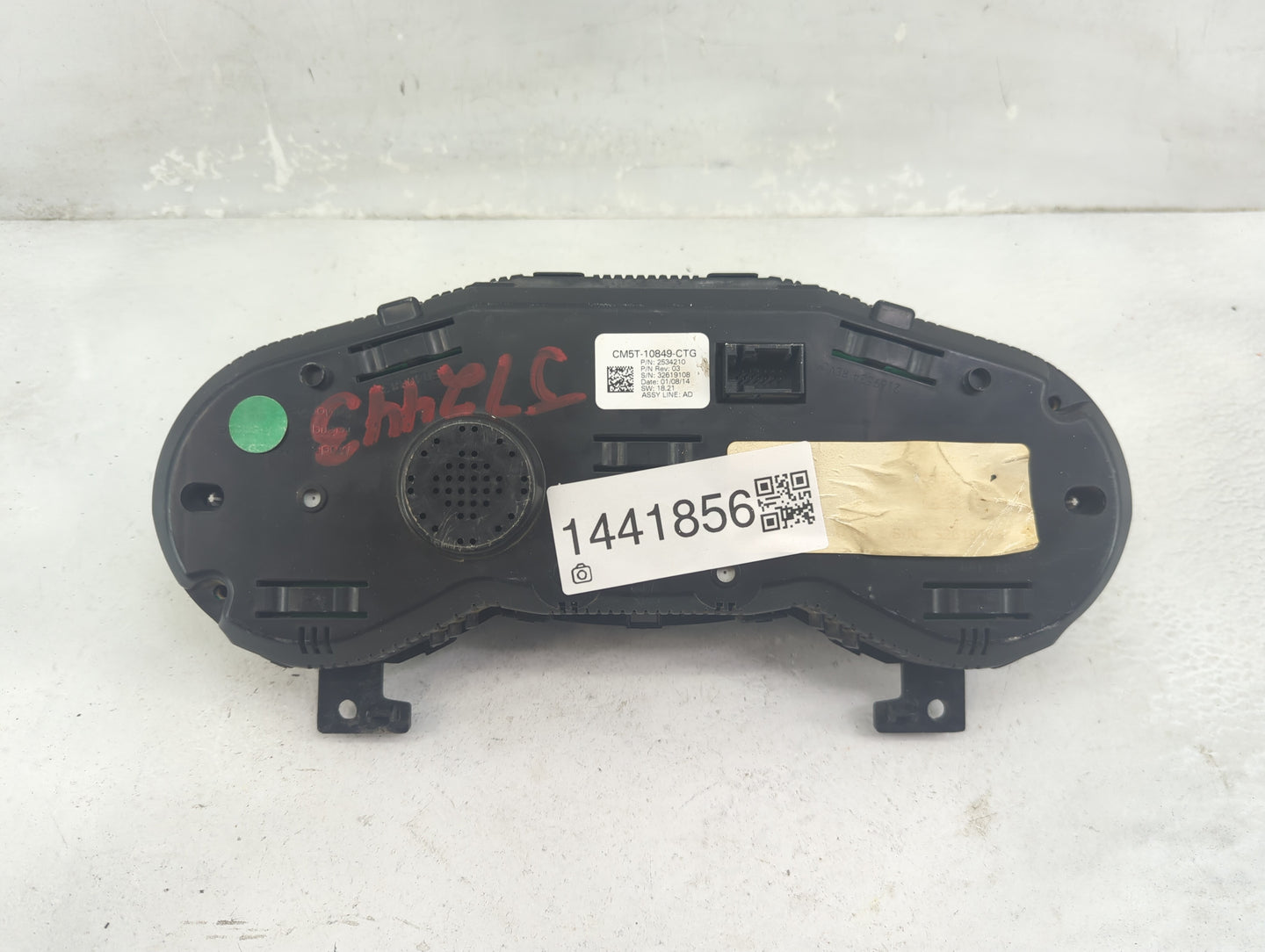 2013-2014 Ford Focus Instrument Cluster Speedometer Gauges P/N:CM5T-10849-CTG 2534210 Fits Fits 2013 2014 OEM Used Auto Part