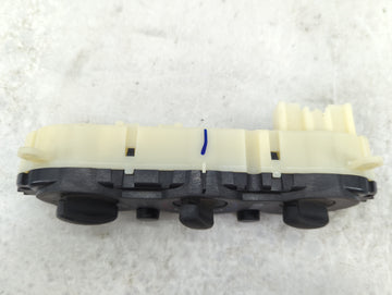 2013-2014 Ford Focus Climate Control Module Temperature AC/Heater Replacement P/N:CM5T-19980-AE Fits Fits 2013 2014 OEM Used Auto Parts