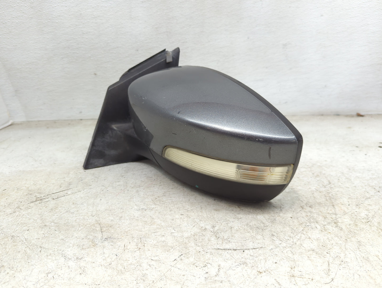 2012-2014 Ford Focus Driver Side View Mirror - Left Door Mirror OEM Used - Oemusedautoparts1.com