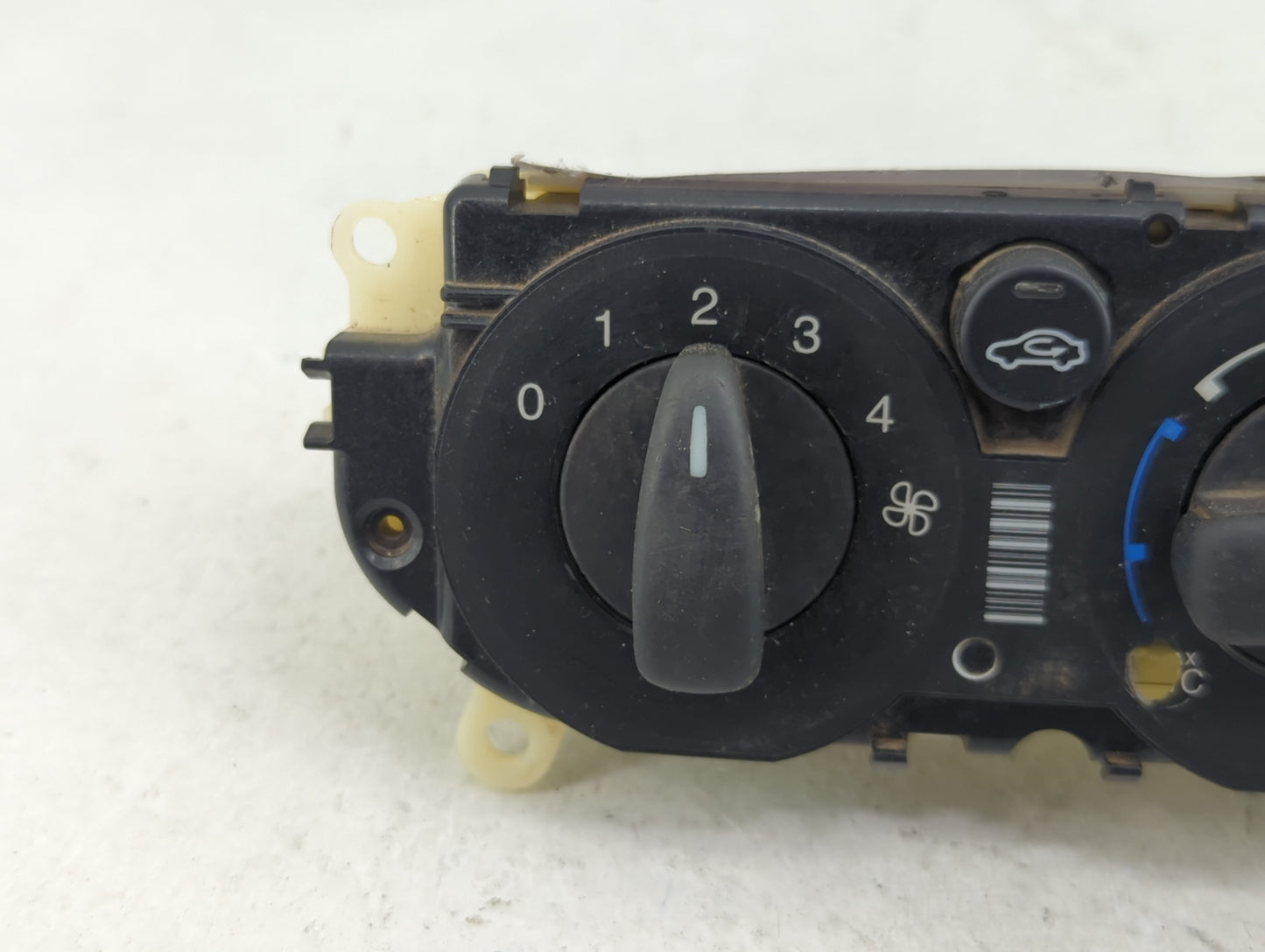 2013-2014 Ford Focus Climate Control Module Temperature AC/Heater Replacement P/N:E1062773 FD-CM5T-12101111-0639 Fits OEM Us