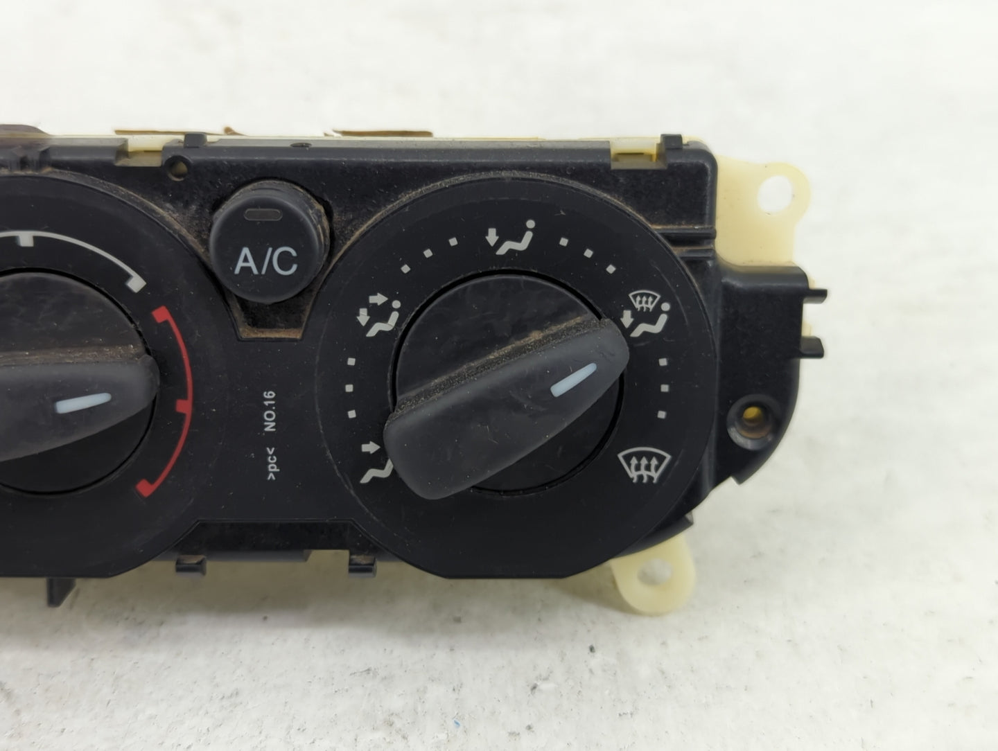 2013-2014 Ford Focus Climate Control Module Temperature AC/Heater Replacement P/N:E1062773 FD-CM5T-12101111-0639 Fits OEM Us