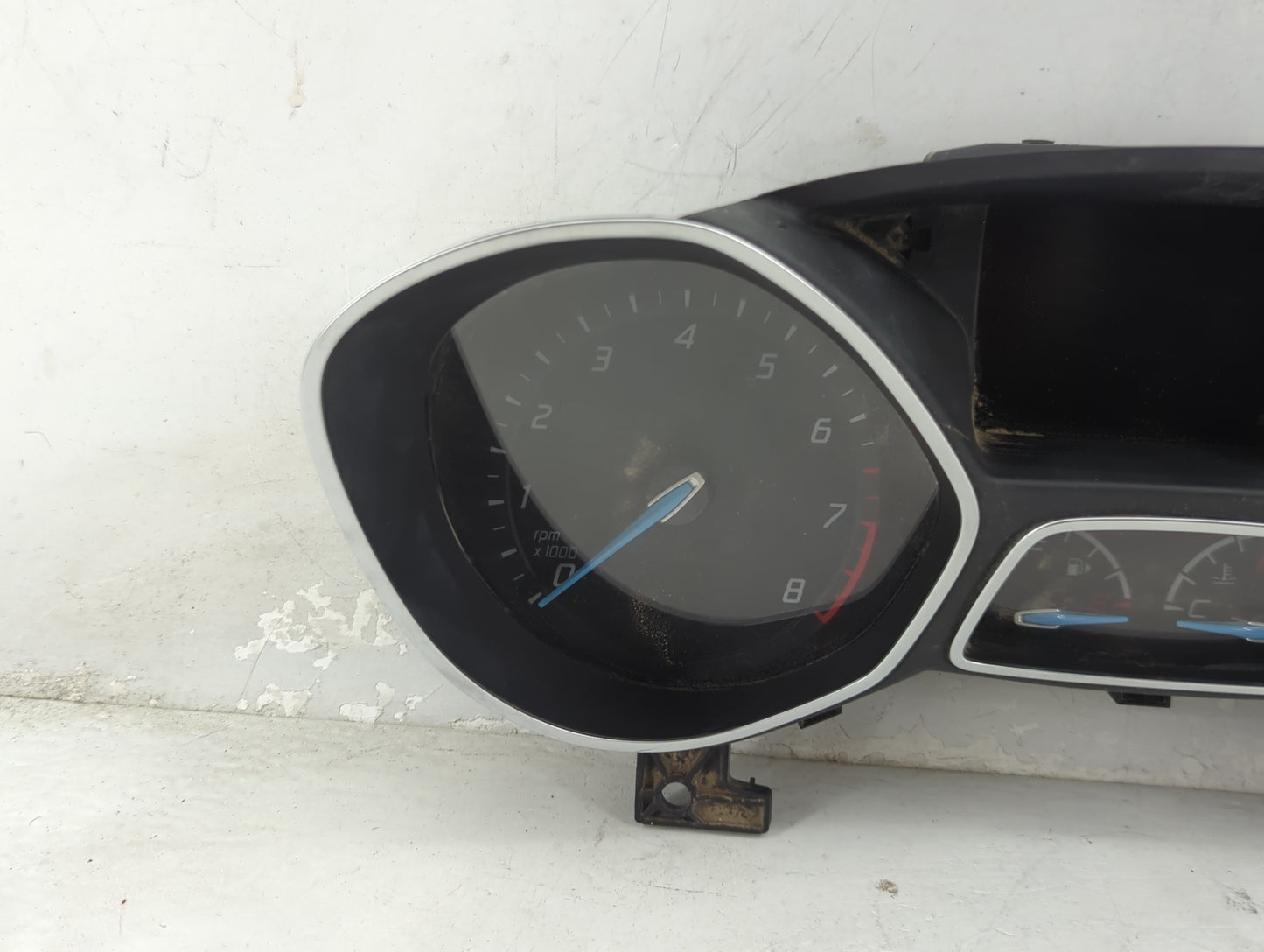 2013-2014 Ford Focus Instrument Cluster Speedometer Gauges P/N:CM5T-10849-CTG Fits Fits 2013 2014 OEM Used Auto Parts - Oemu