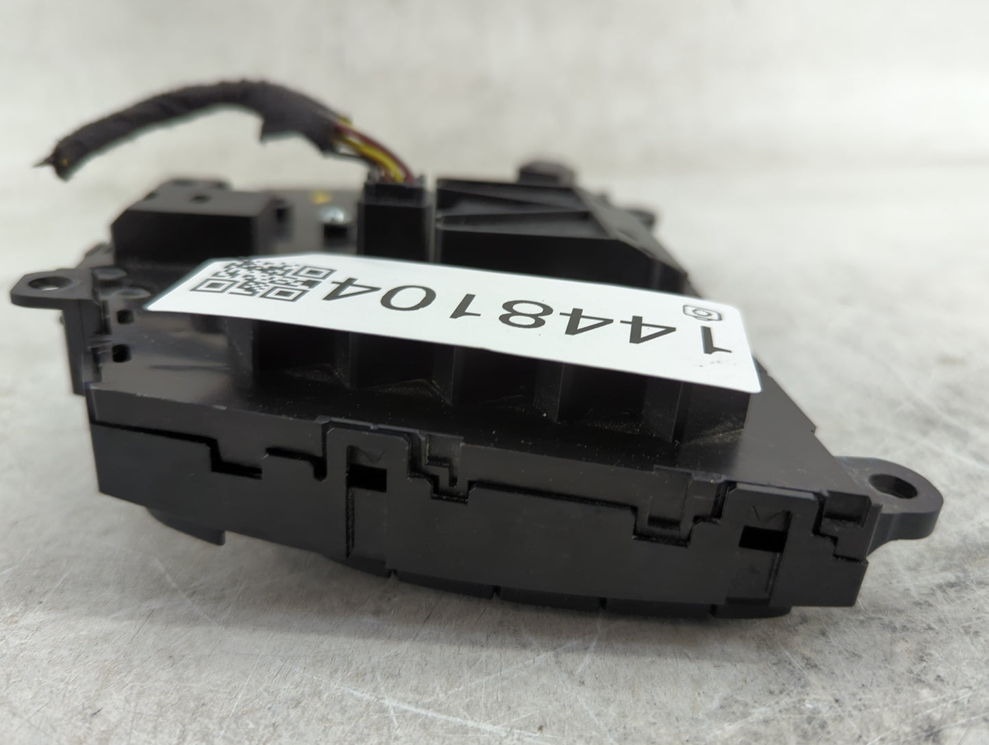 2013-2014 Ford Focus Radio AM FM Cd Player Receiver Replacement P/N:CM5T18K811LC Fits Fits 2013 2014 OEM Used Auto Parts - O