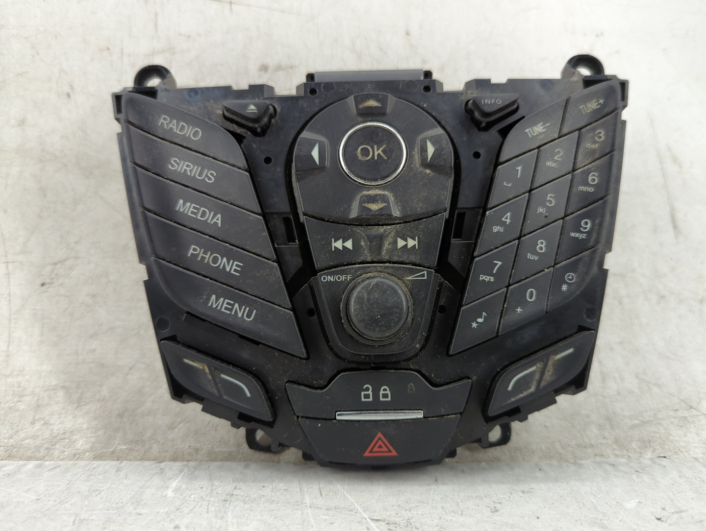 2013-2014 Ford Focus Radio AM FM Cd Player Receiver Replacement P/N:BM5T18K811KA Fits Fits 2013 2014 OEM Used Auto Parts - O
