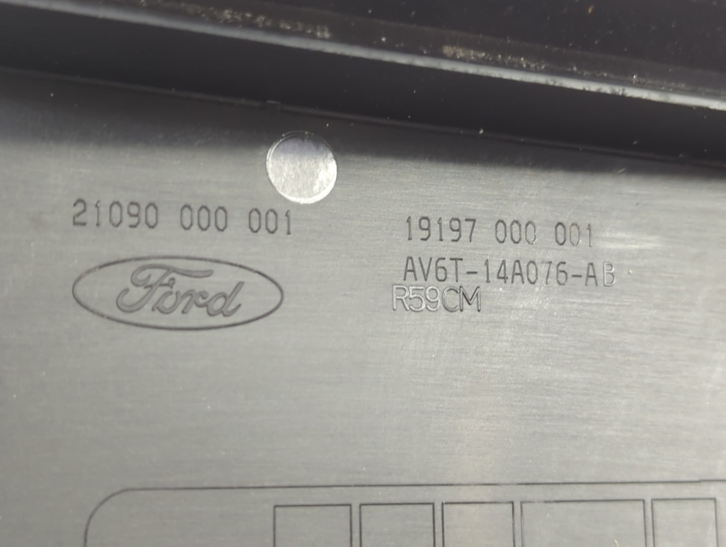 2012-2014 Ford Focus Fusebox Fuse Box Panel Relay Module P/N:AV6T-14A076-AB 9L2T-14B192-AA Fits Fits 2012 2013 2014 OEM Used