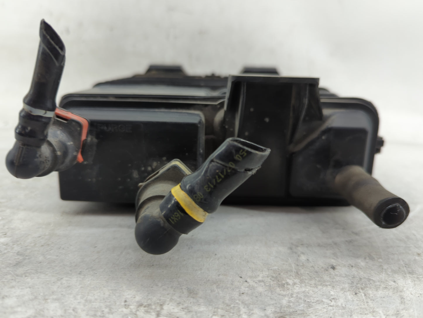 2014 Ford Focus Fuel Vapor Charcoal Canister 1449802 - Oemusedautoparts1.com