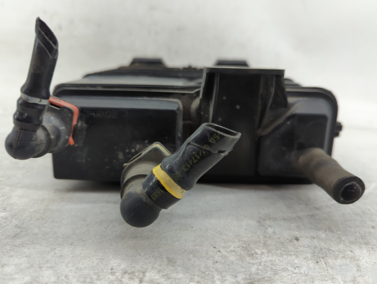 2014 Ford Focus Fuel Vapor Charcoal Canister 1449802 - Oemusedautoparts1.com