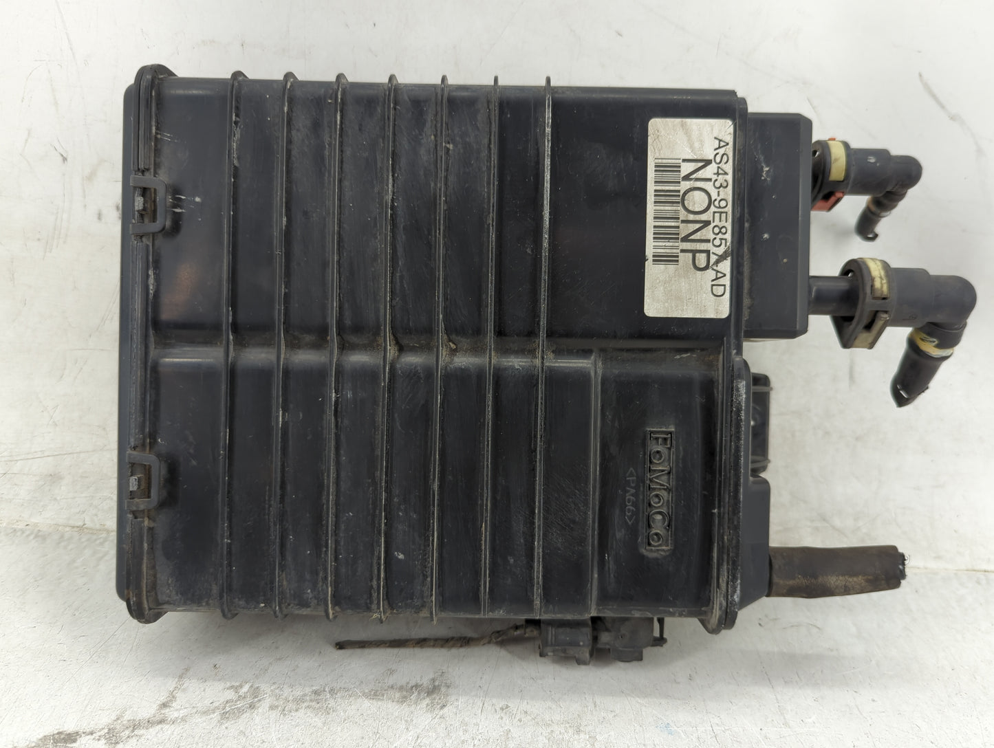 2014 Ford Focus Fuel Vapor Charcoal Canister 1449802 - Oemusedautoparts1.com