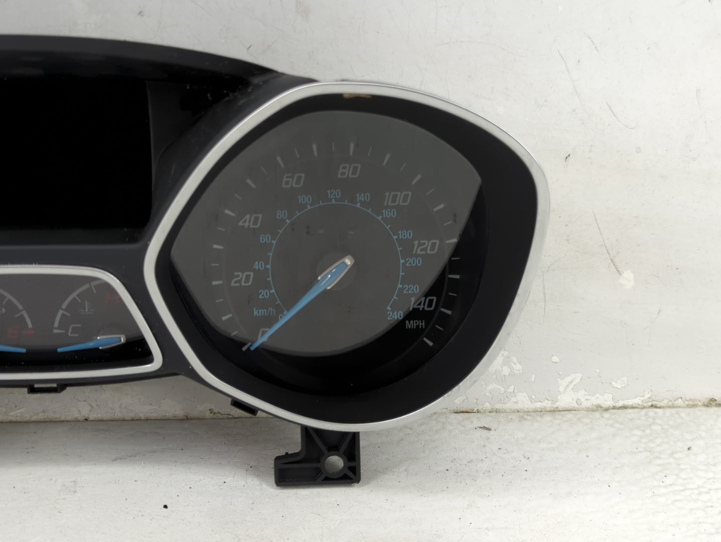 2013-2014 Ford Focus Instrument Cluster Speedometer Gauges P/N:2534210 CM5T-10849-CTC Fits Fits 2013 2014 OEM Used Auto Part