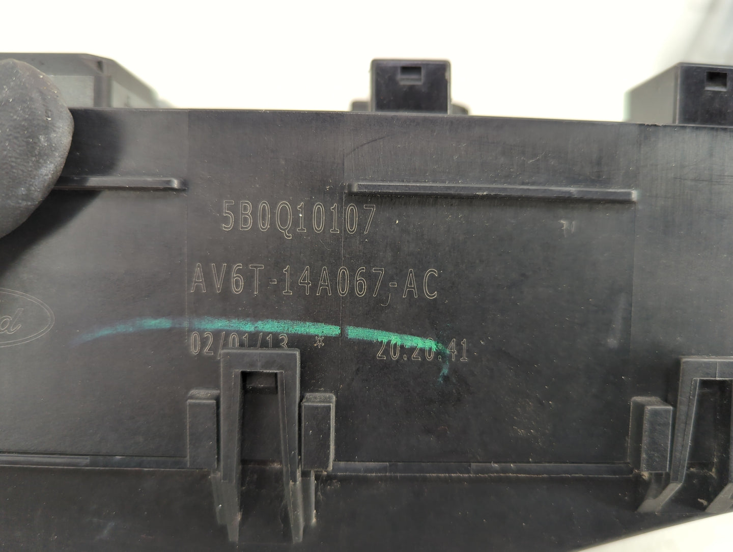 2012-2014 Ford Focus Fusebox Fuse Box Panel Relay Module P/N:AV6T-14A067-AC Fits Fits 2012 2013 2014 OEM Used Auto Parts - O