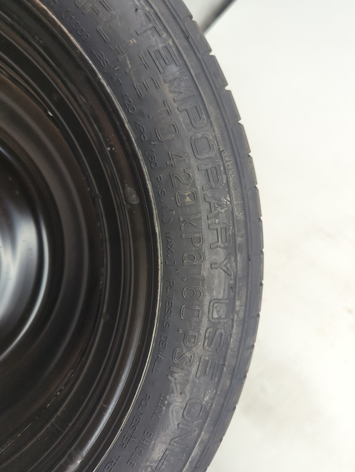 2012-2018 Ford Focus Spare Donut Tire Wheel Rim Oem 1462333 - Oemusedautoparts1.com