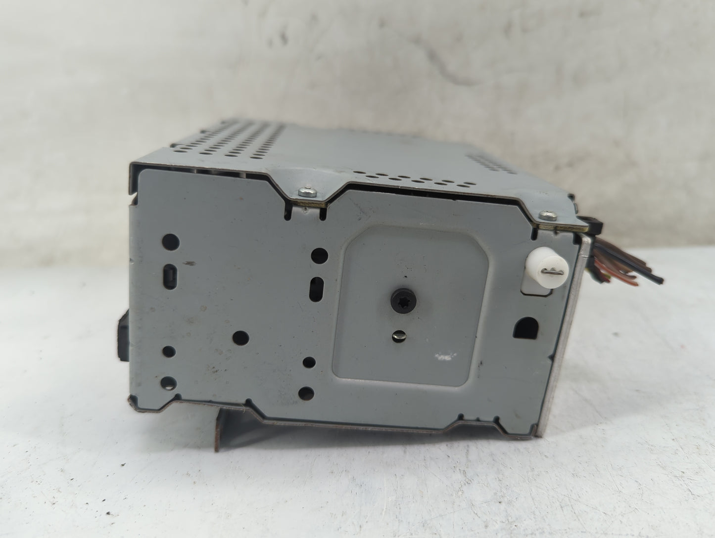 2012-2014 Ford Focus Radio AM FM Cd Player Receiver Replacement P/N:CM5T-19C107-HG Fits Fits 2012 2013 2014 OEM Used Auto Pa