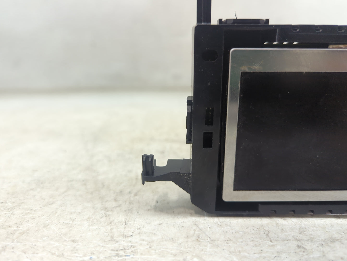 2014-2014 Ford Focus Information Display Screen 1468139 - Oemusedautoparts1.com